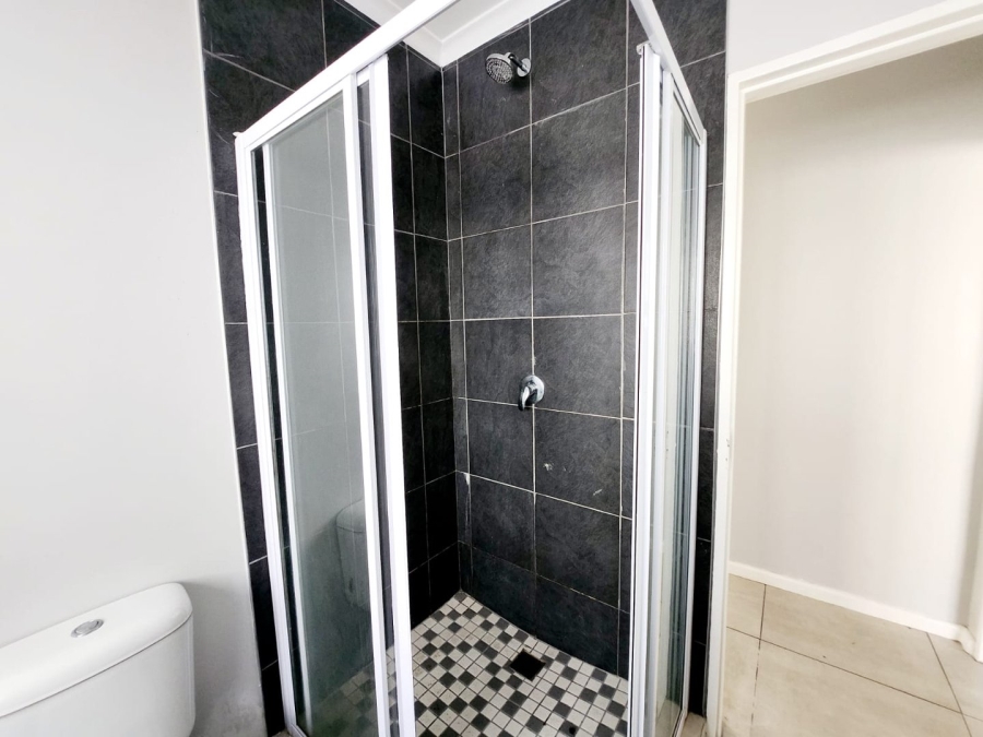 To Let 3 Bedroom Property for Rent in Lovemore Park Eastern Cape